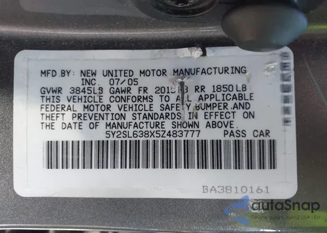 2005 Pontiac Vibe z USA, uszkodzony, nr VIN 5Y2SL638X5Z483777